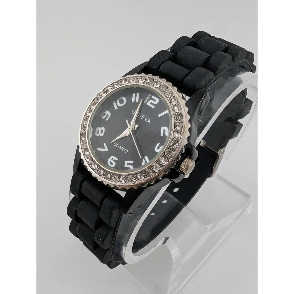 Geneva Watch Women 32mm Case‎ Rhinestone Bezel Black Silicone Band- New Battery